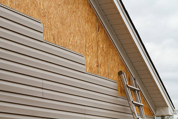 24/7 Emergency Wood Siding experts in Hudson, IL